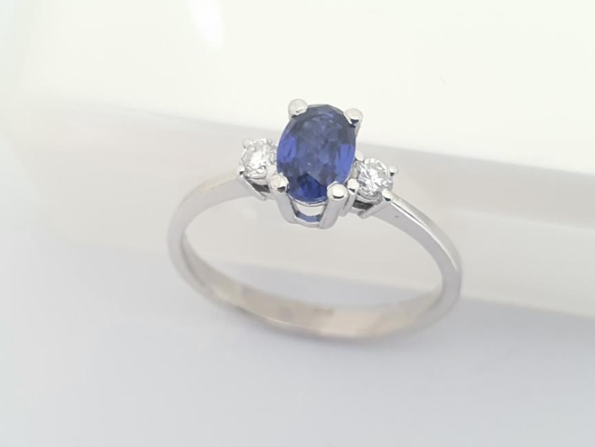 Prsten od belog zlata sa plavim safirom i brilijantima9