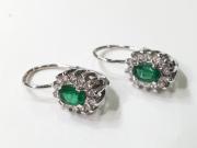 Errings with emerald and briliants