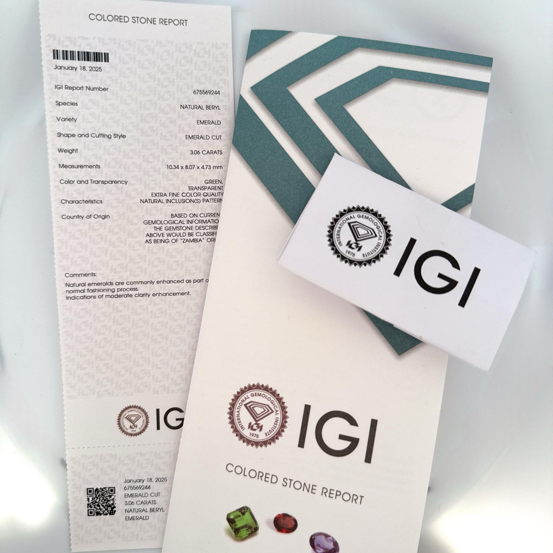 products/3322/0BFE70FD-4CF7-46CC-A7D7-3F8E0018D323.jpeg - Smaragd 3.06 ct - Zlatara Petrović Beograd