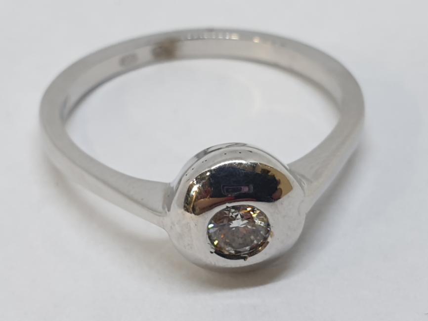 Verenički prsten od belog zlata sa brilijantom